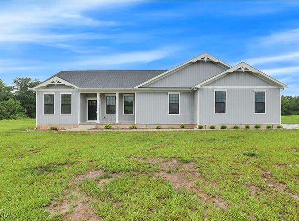 63550 Wintergreen Road, Lore City, OH 43755