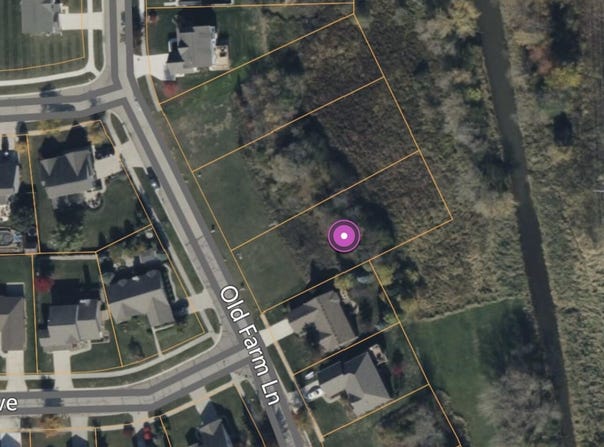 555 Old Farm Lane, Lapeer, MI 48446