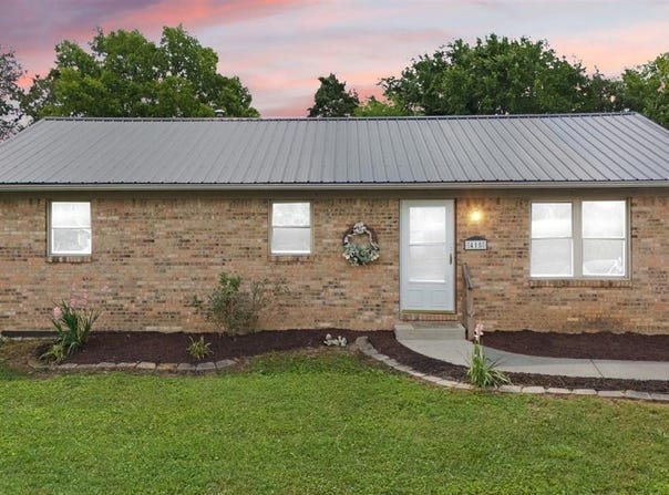415 Rowlett Street, Munfordville, KY 42765