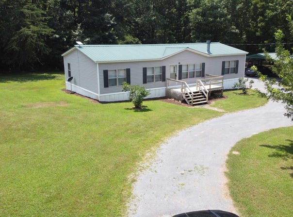 360 County Road 71, Collinsville, AL 35961