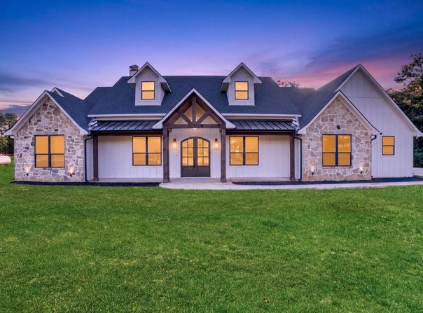 2388 Lansing Switch Rd., Longview, TX 75602
