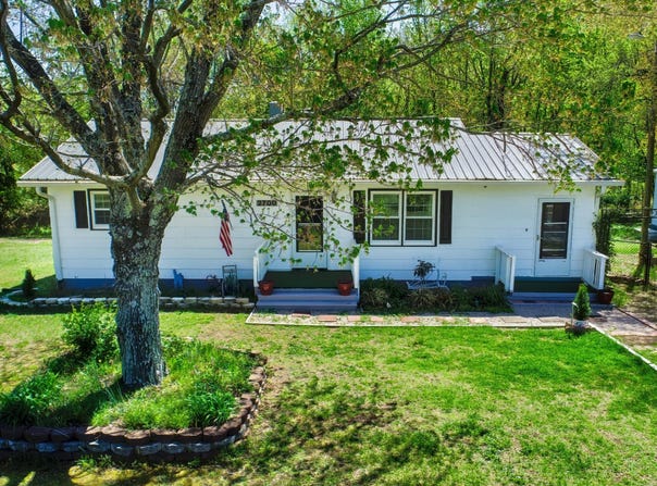 2700 Chub Lake Road, Roxboro, NC 27574