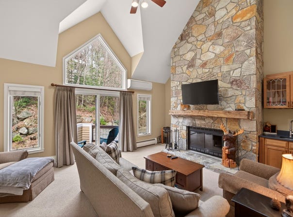 1D Townhouse Square, Dover, VT 05356