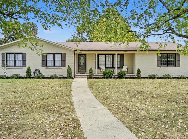 1000 Jackson Drive, Athens, AL 35611