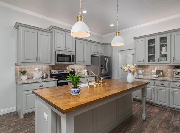 1033 Tex Lane, Springtown, TX 76082
