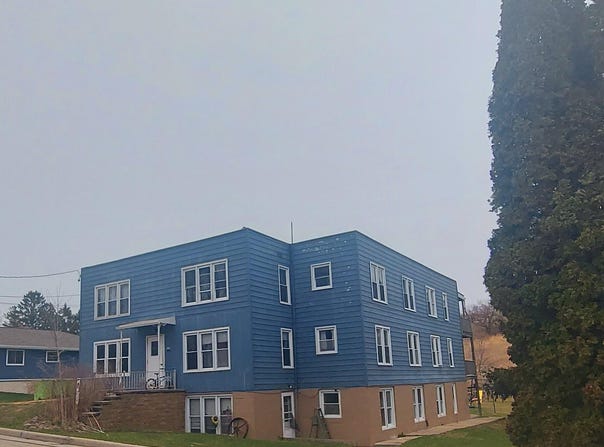140 East Ave, Iron Ridge, WI 53035