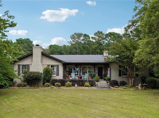 2412 CAMP MITCHELL Road, Grayson, GA 30017