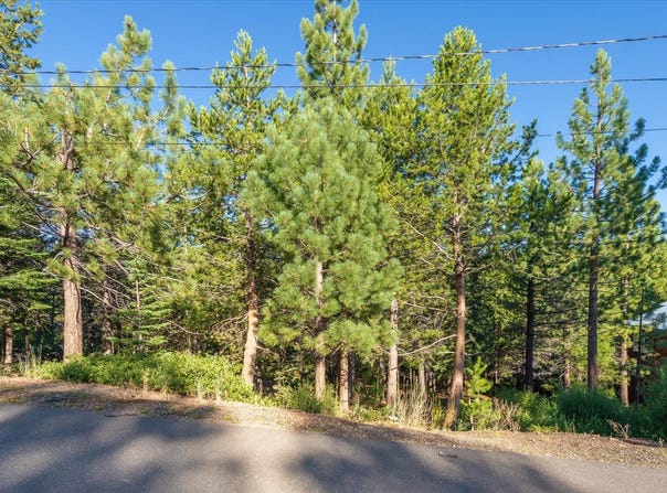13845 Hillside Drive, Truckee, CA 96161