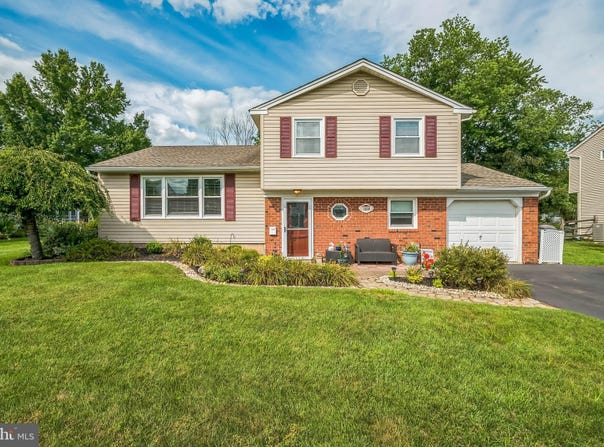 1559 DEER RUN ROAD, WARMINSTER, PA 18974