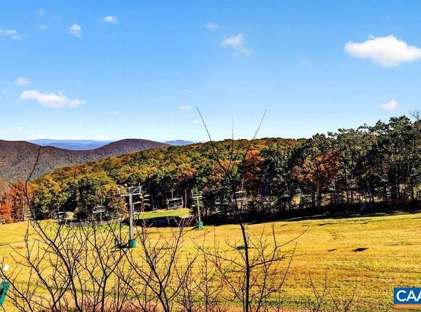 945 DIAMOND HILL CONDOS, WINTERGREEN RESORT, VA 22967