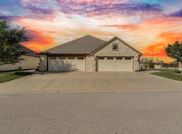 818 N McCloud Cir Unit#507, Andover, KS 67002-8922