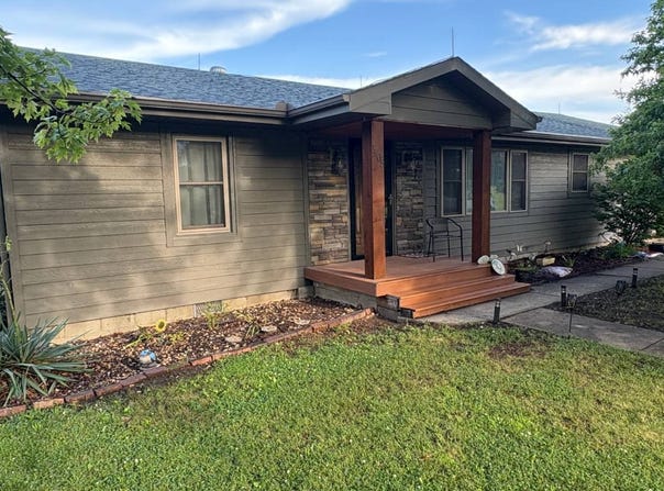 1105 Benton Street, Albany, MO 64402