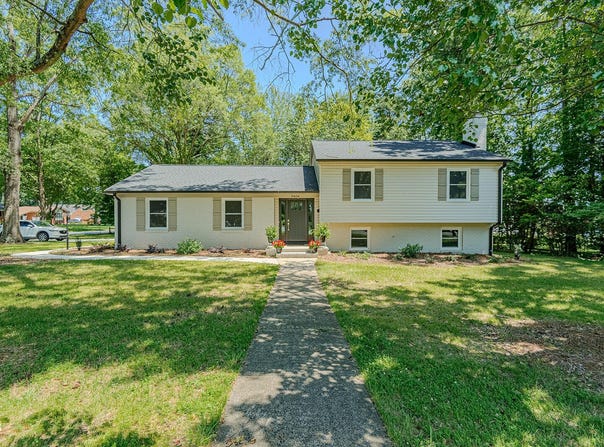 2804 Edgewood Avenue, Burlington, NC 27215
