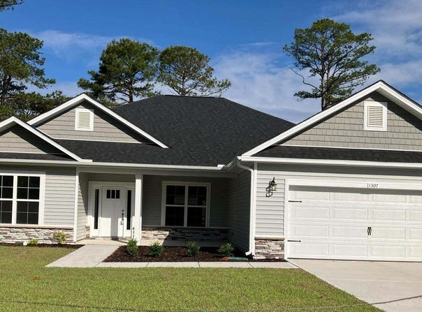 202 Poker House Road, Grimesland, NC 27837