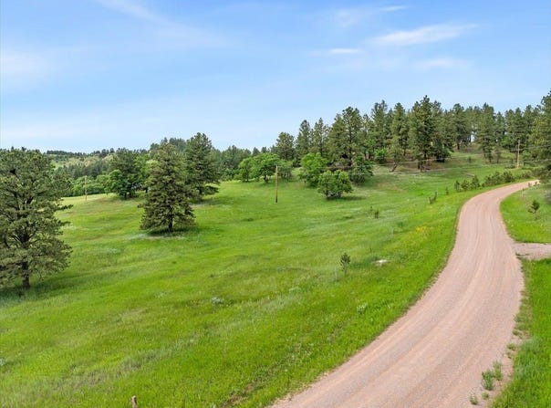 56 Kimball Road, Aladdin, WY 82710