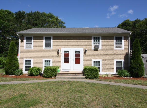 1-3 Doncaster Way, West Yarmouth, MA 02673