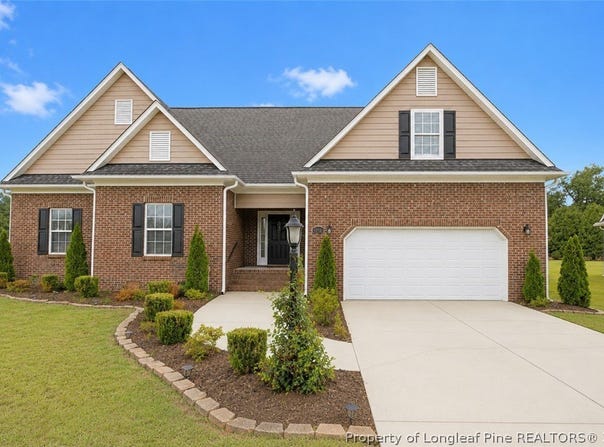 1918 Sunshine Court, Hope Mills, NC 28348