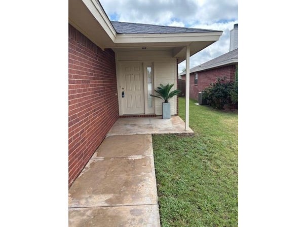 10605 Elgin Avenue, Lubbock, TX 79423