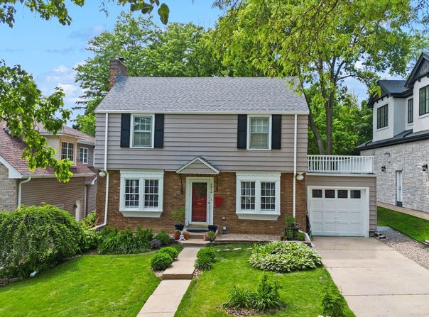 4814 Bryan Place, Downers Grove, IL 60515