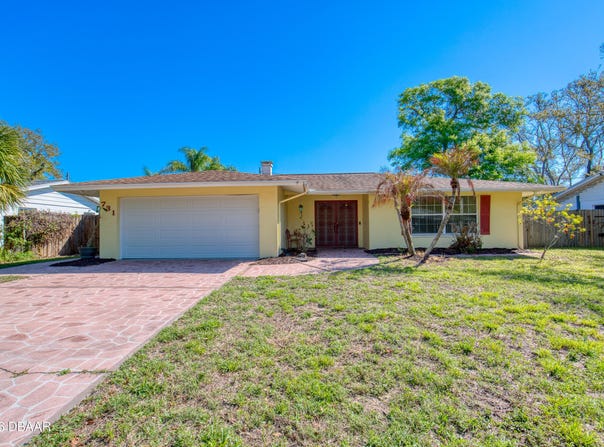 731 Lindenwood Circle E, Ormond Beach, FL 32174