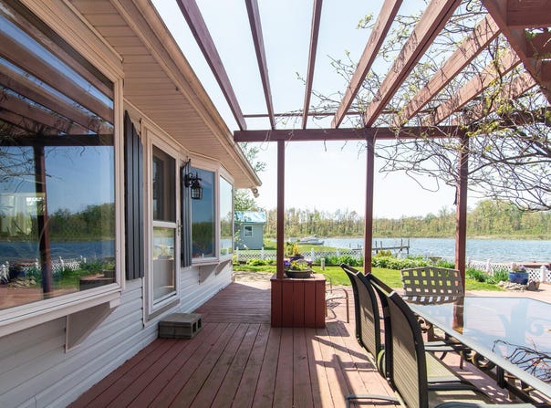 5303 Lake Road, Reading, MI 49274