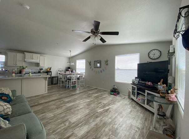 402 63rd St #59, San Diego, CA 92114