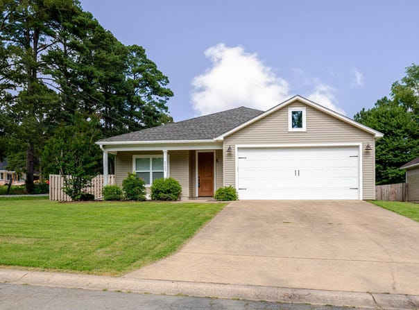 2702 Gage Drive, Benton, AR 72019