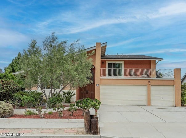 265 W Sidlee Street, Thousand Oaks, CA 91360