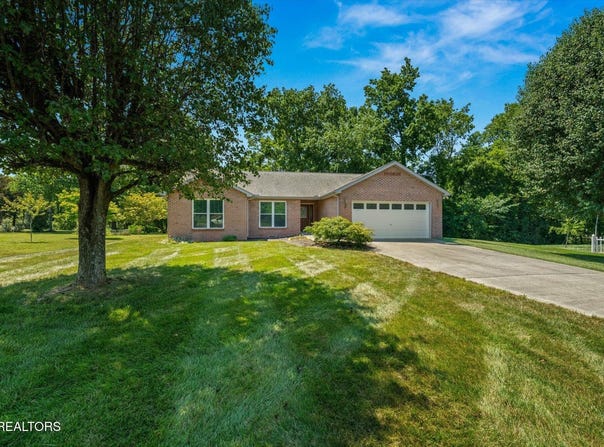 103 Chester Lane, Oak Ridge, TN 37830