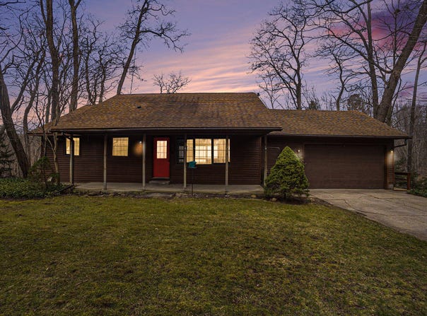 1421 N Buys Road, North Muskegon, MI 49445