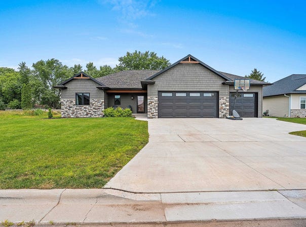 3573 E HANK Avenue, ASHWAUBENON, WI 54115