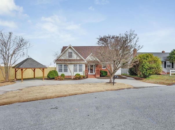 21 Fore Avenue, Greenville, SC 29607-3217