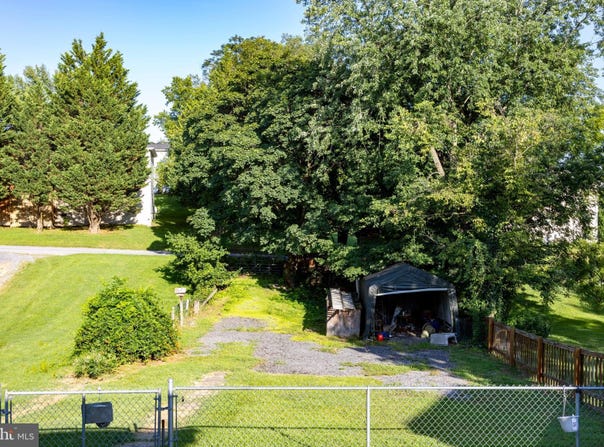 715 ALBERT STREET, MARTINSBURG, WV 25404