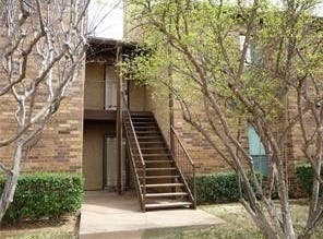 1909 Cloisters Drive, Arlington, TX 76011