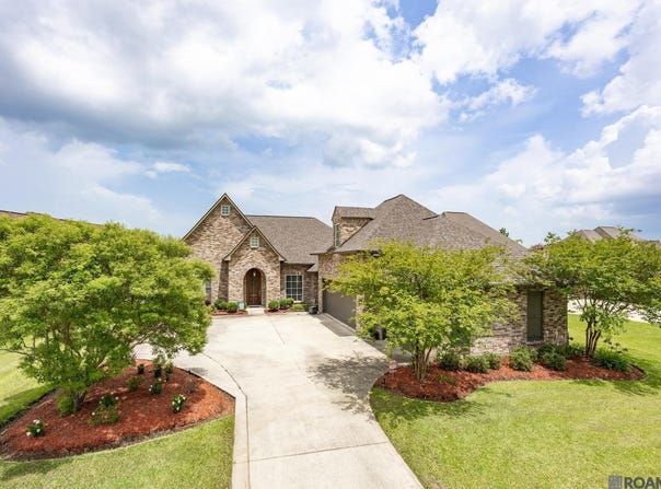 6284 Royal Lakes Estates Avenue, Gonzales, LA 70737