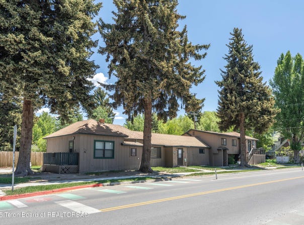 110 S WILLOW Street, Jackson, WY 83001