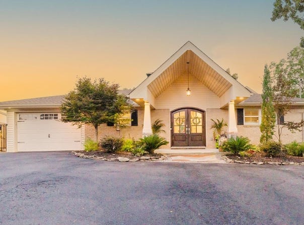 320 PARADISE POINT, Hot Springs, AR 71913