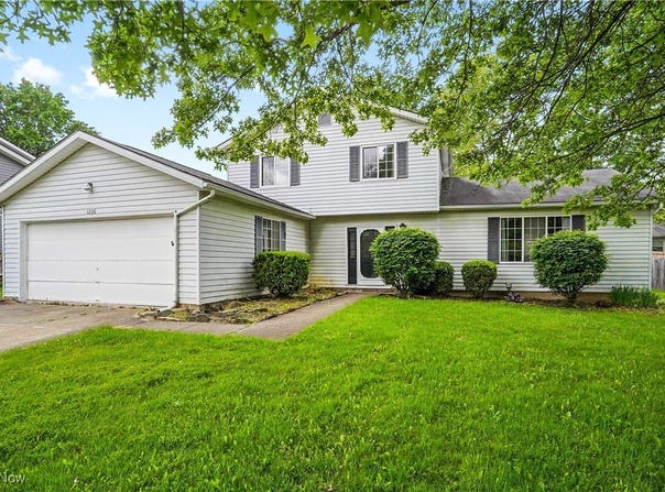 1226 Kirkwall Drive, Copley, OH 44321