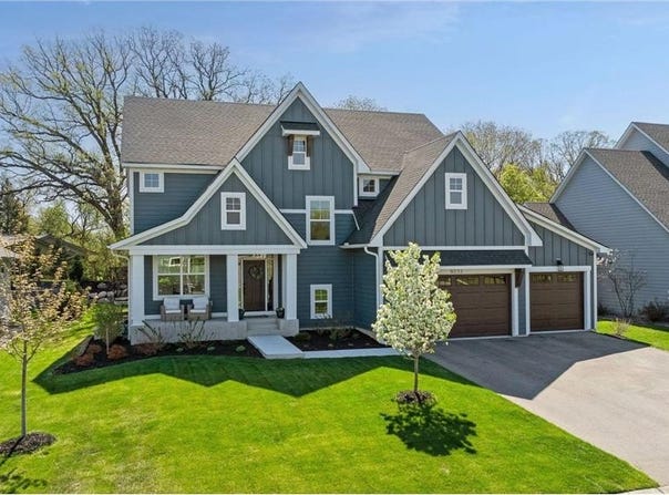 9255 Eagle Ridge Road, Chanhassen, MN 55317