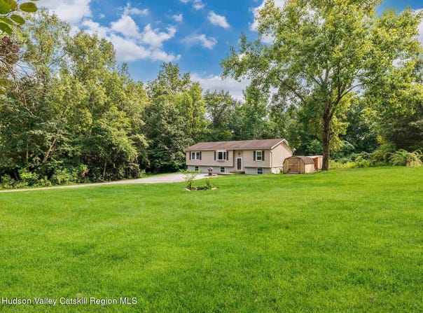399 New Paltz Road, Highland, NY 12528