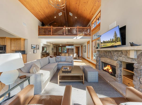 12450 Gold Rush Trail, Truckee, CA 96161