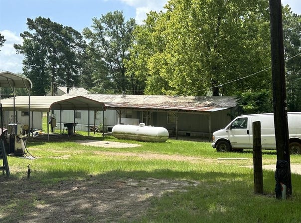 1491 Fisherman's Wharf Road, Converse, LA 71419