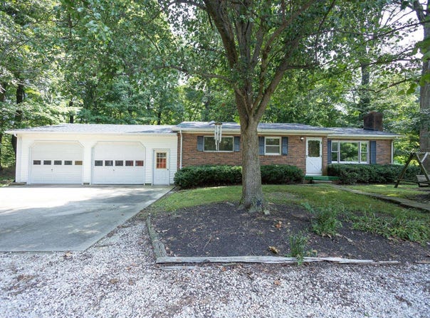 7301 Stillwell Road, New Harmony, IN 47631