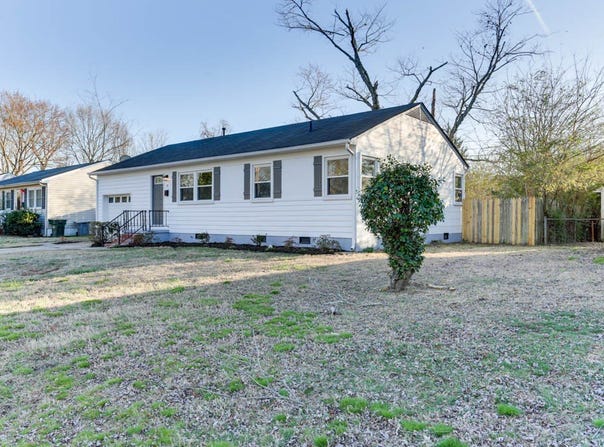 18  Clemwood Pky, Hampton, VA 23669