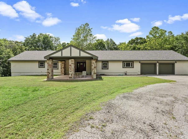 1628 Battle Drive, Grove, OK 74344