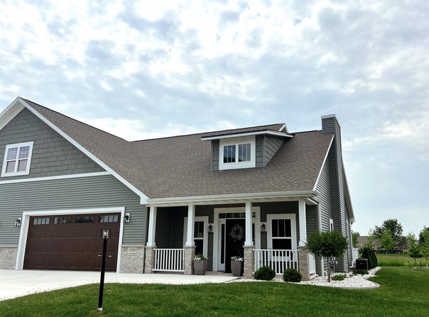 1398 LIGHTHOUSE VILLAGE Road, FOND DU LAC, WI 54937-5603