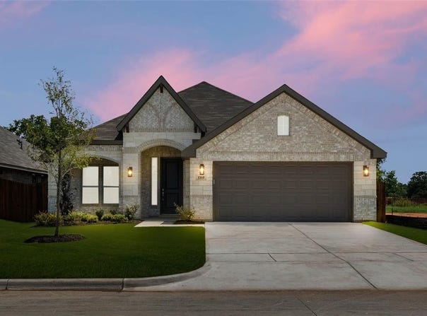 1160 Avery Road, Granbury, TX 76049