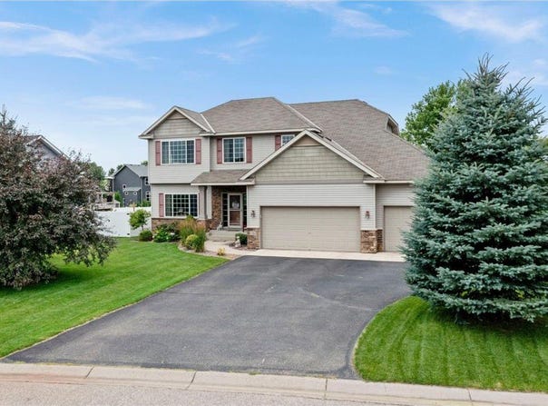 1161 3rd Street SW, Delano, MN 55328