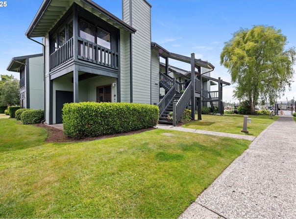 319 NE SKIPANON DR, Warrenton, OR 97146