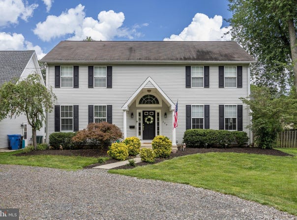 220 PEARLCROFT ROAD, CHERRY HILL, NJ 08034